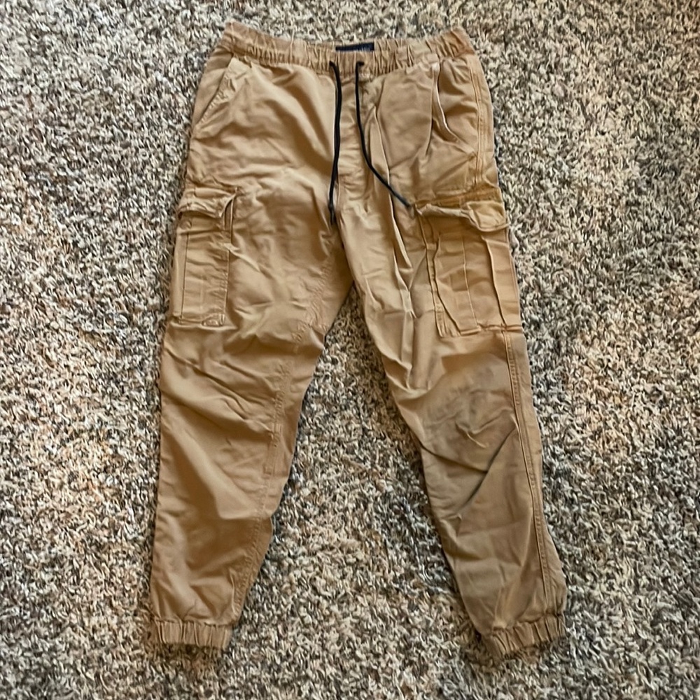 American Eagle Cargo Joggers